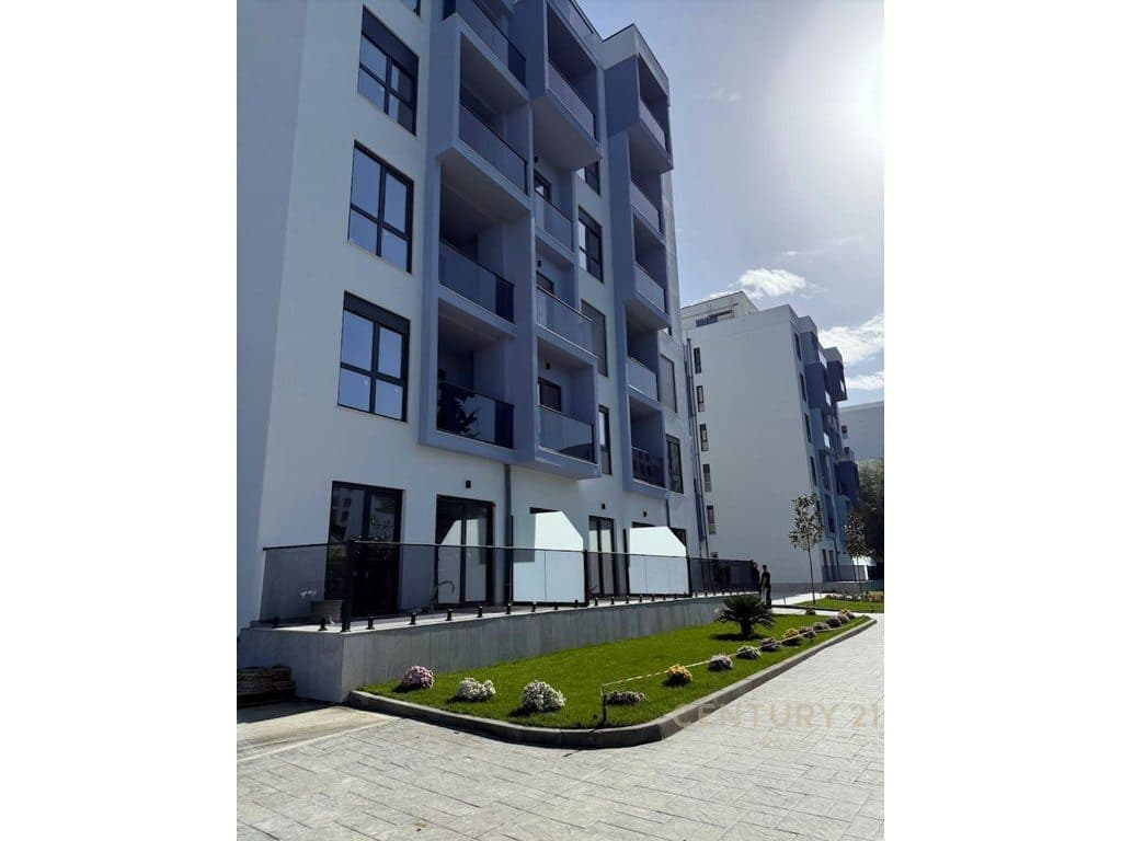 APARTAMENTE 1+1 PER SHITJE TE ADRIATIC GARDEN!!!! 3