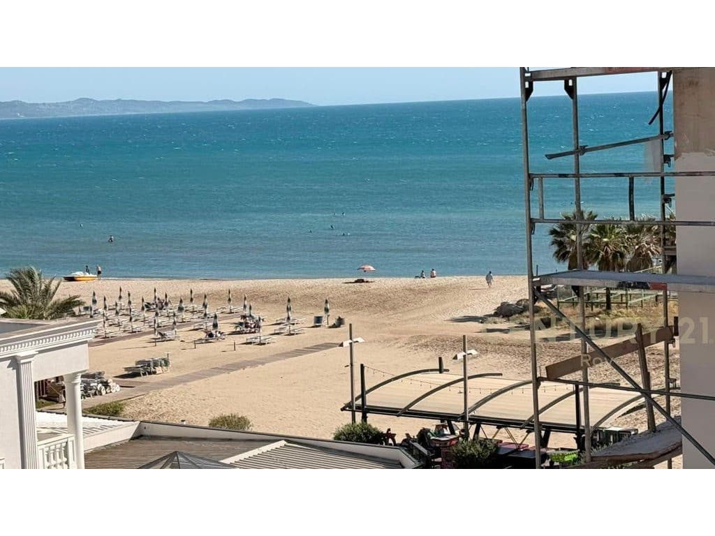 SHITET APARTAMENT 1+1,VIJE E 2 ME PAMJE DETI,PLAZH ILIRIA!
