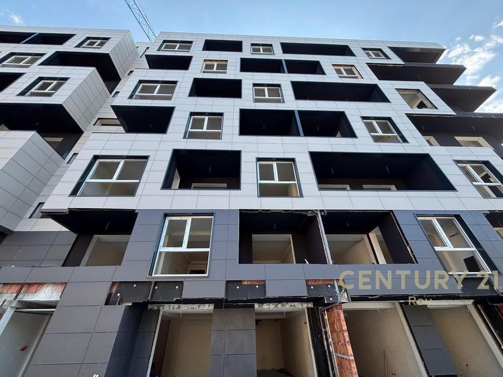 Apartament 1+1 për Shitje në Mali i Robit, Durrës - 177,800€ | 71.12 m² 3