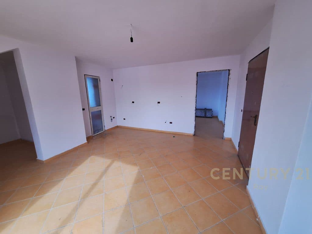 Apartament 1+1 në Shitje në Durrës me Pamje nga Deti - 100000€ | 82 m²