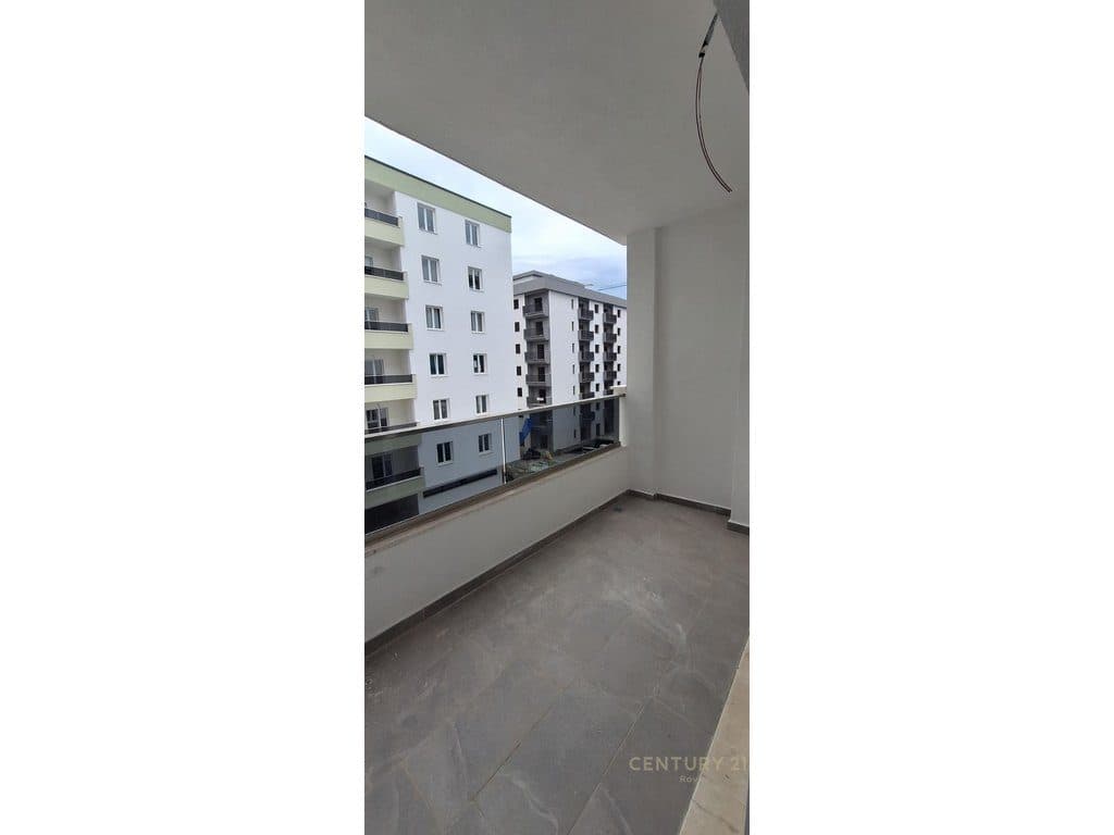 Garzoniere Në Shitje në Golem - 71,100€ | 47.4 m² 2