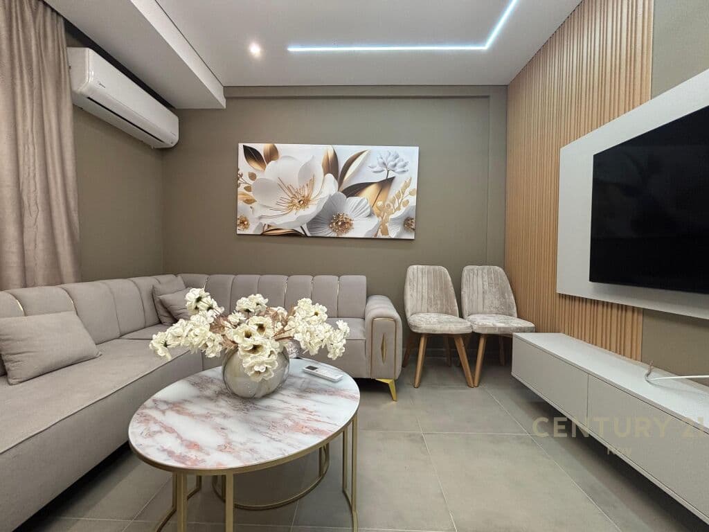 SHITET APARTAMENT 2+1 TE SAN PIETRO,GJIRI I LALZIT ! 2