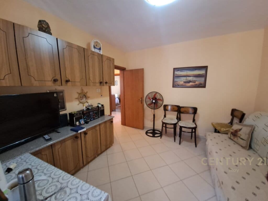 Apartament 4+2+1 Për Shitje te Pallati I Sportit, Durrës - 132000€ | 120 m² 2