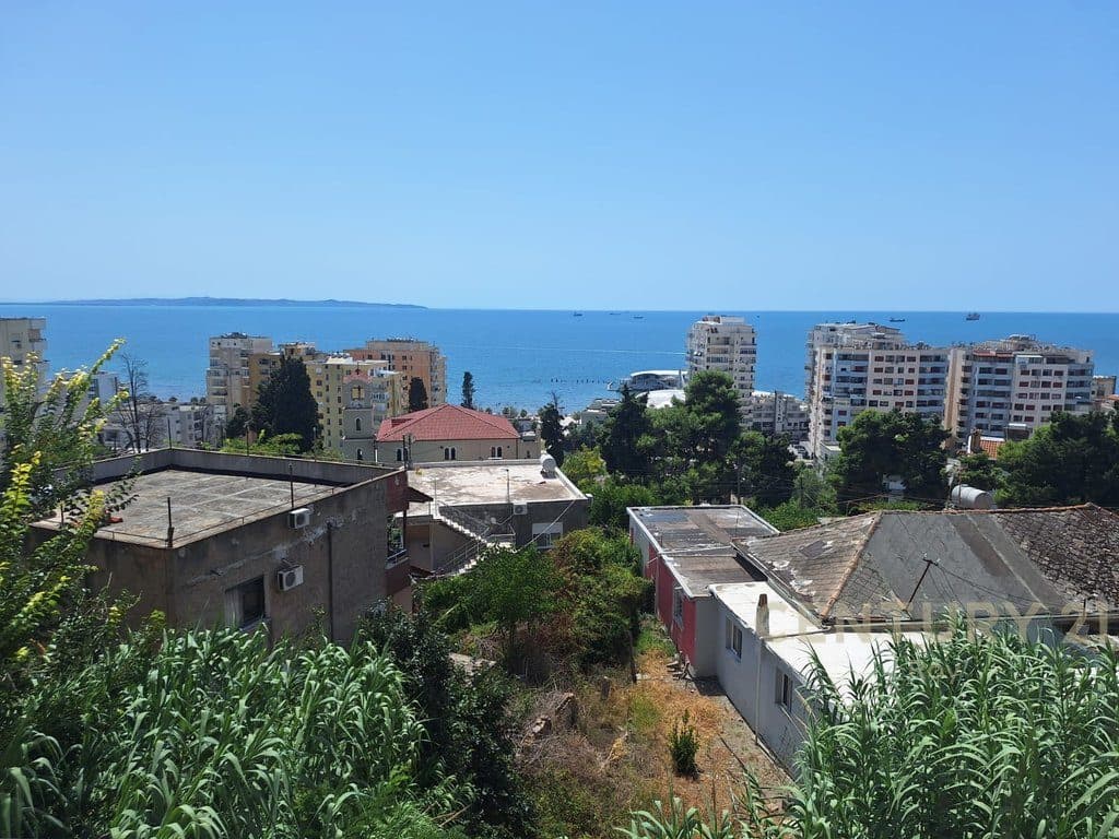 Apartament 2+1+2 Me Qira në Vila e Zogut, Durrës - 600€ | 110 m²