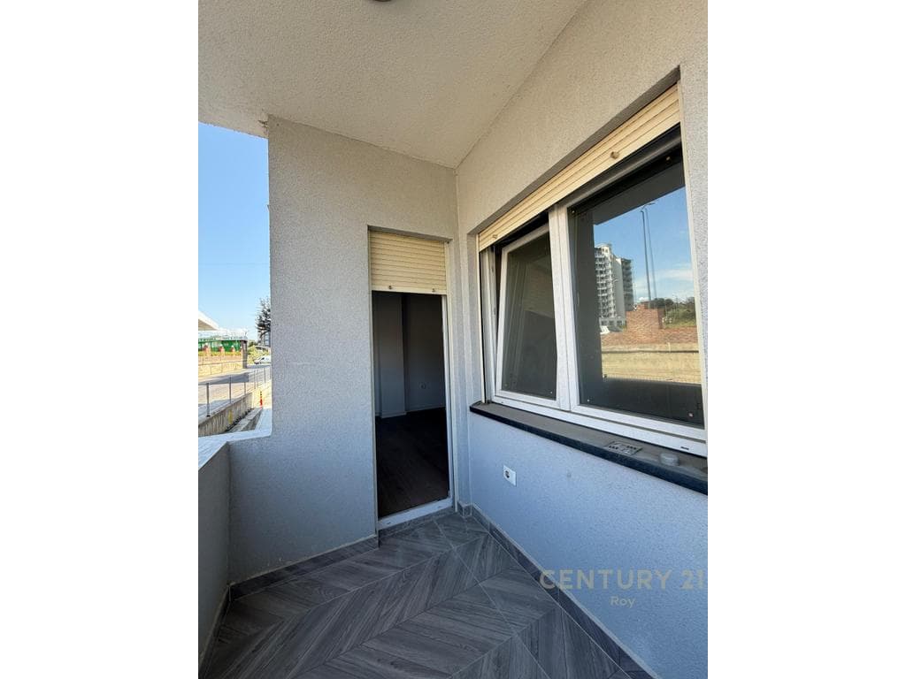 EXCLUSIVE ! SHITET APARTAMENT 1+1 TEK SHKEMBI I KAVAJES ! 3