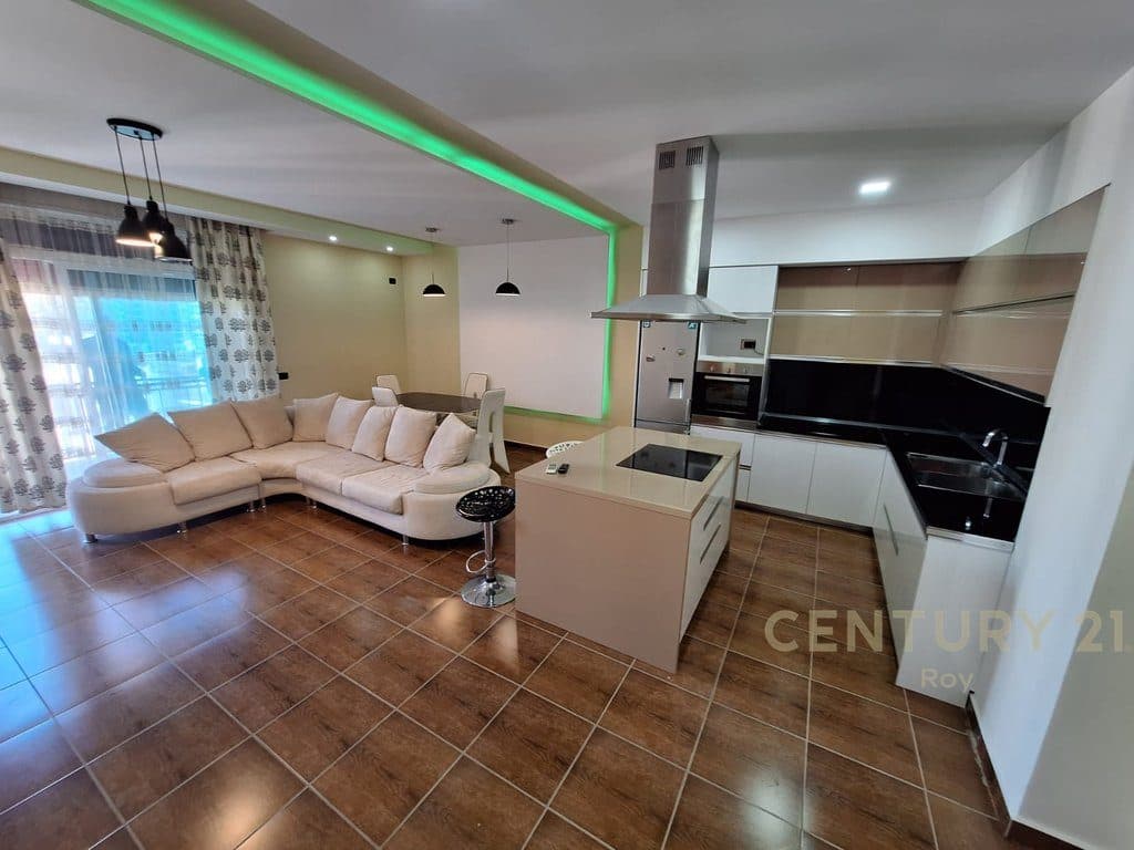 Apartament 1+1 Për Shitje në Shkëmbi i Kavajës, Kamelia, Durrës - 127,000€ | 98 m²