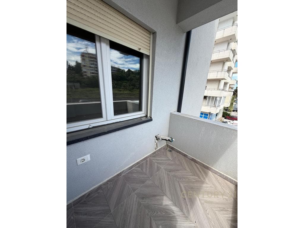 EXCLUSIVE ! SHITET APARTAMENT 1+1 TEK SHKEMBI I KAVAJES ! 3
