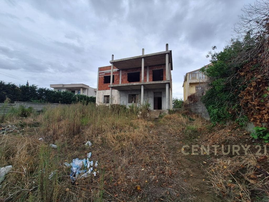 Ndërtesë 6+2 Për Shitje në Kodren e Rrazhbullit Durrës - | 576 m² 3