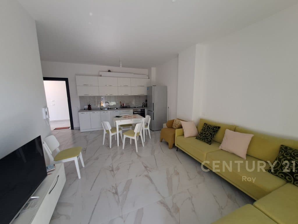 Shitet Apartament 1+1 ne Pallat te ri te 2025 ne Golem !!! 4