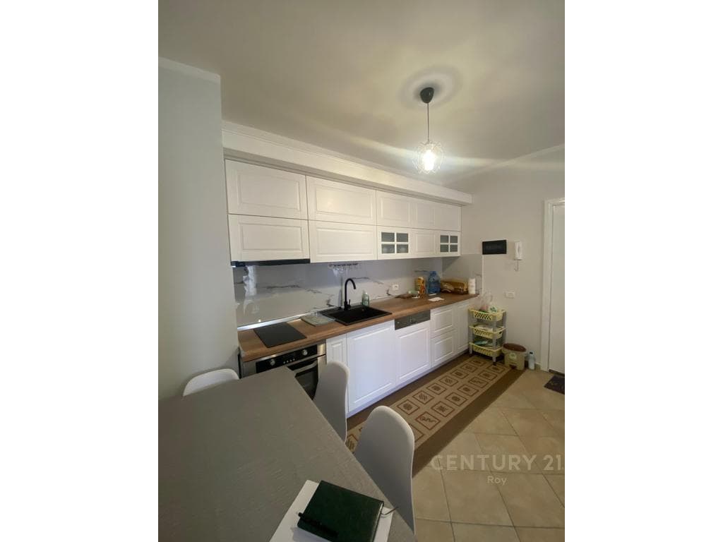 SHITET APARTAMENT 1+1+DEPO PERBALL SPITALIT DURRES!!! 2