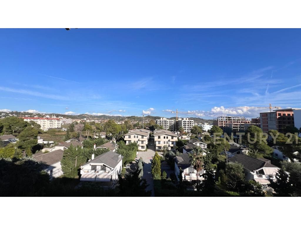 SHITET APARTAMENT 1+1NE RESIDENCEN "MONTEVIDEO" TE MALI ROBIT! 2