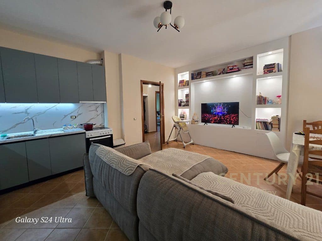 SHITET APARTAMENT 2+1 NE MALI I ROBIT !!!