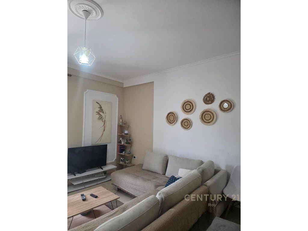 SHITET APARTAMENT 1+1 TEK PISHAT E BUTA!