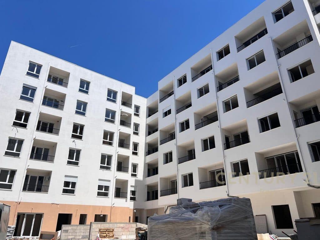 Apartament 1+1 Për Shitje në Golem, Durrës !