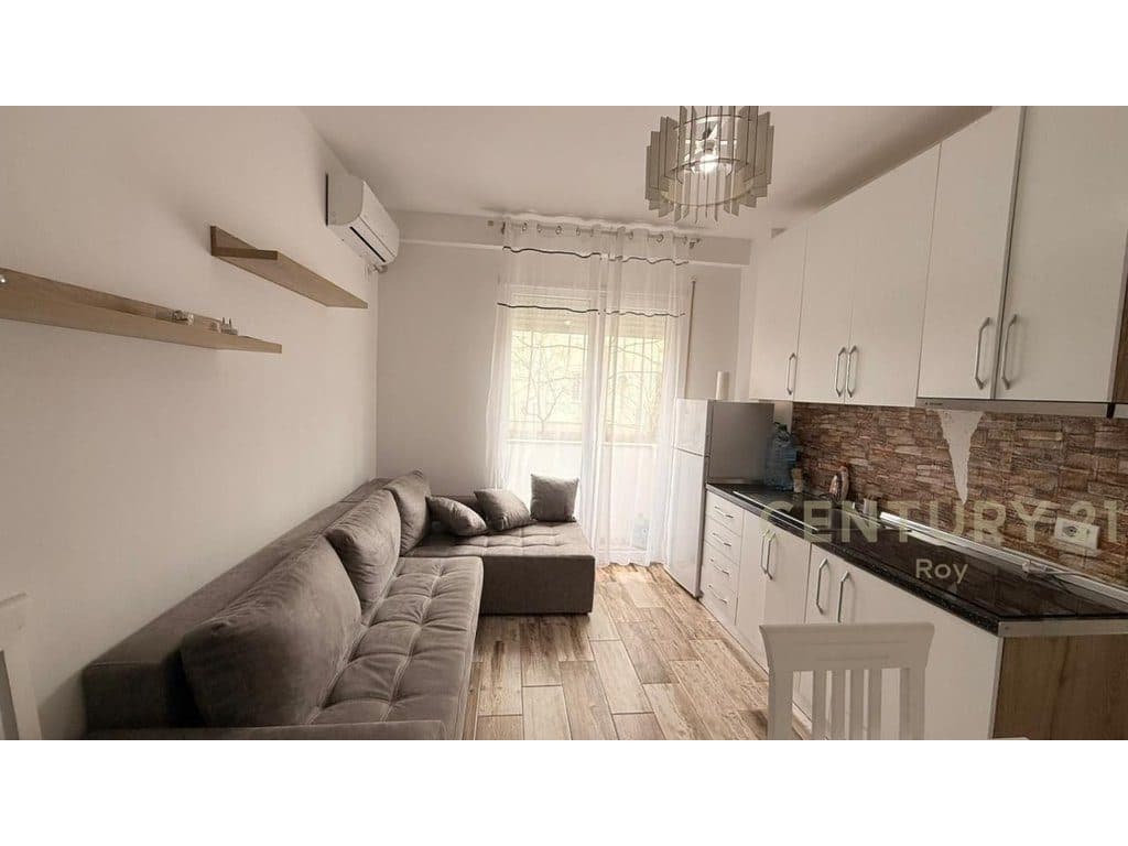 SHITET APARTAMENT 1+1 NE GOLEM,PRANE HOTEL GRINT! 2