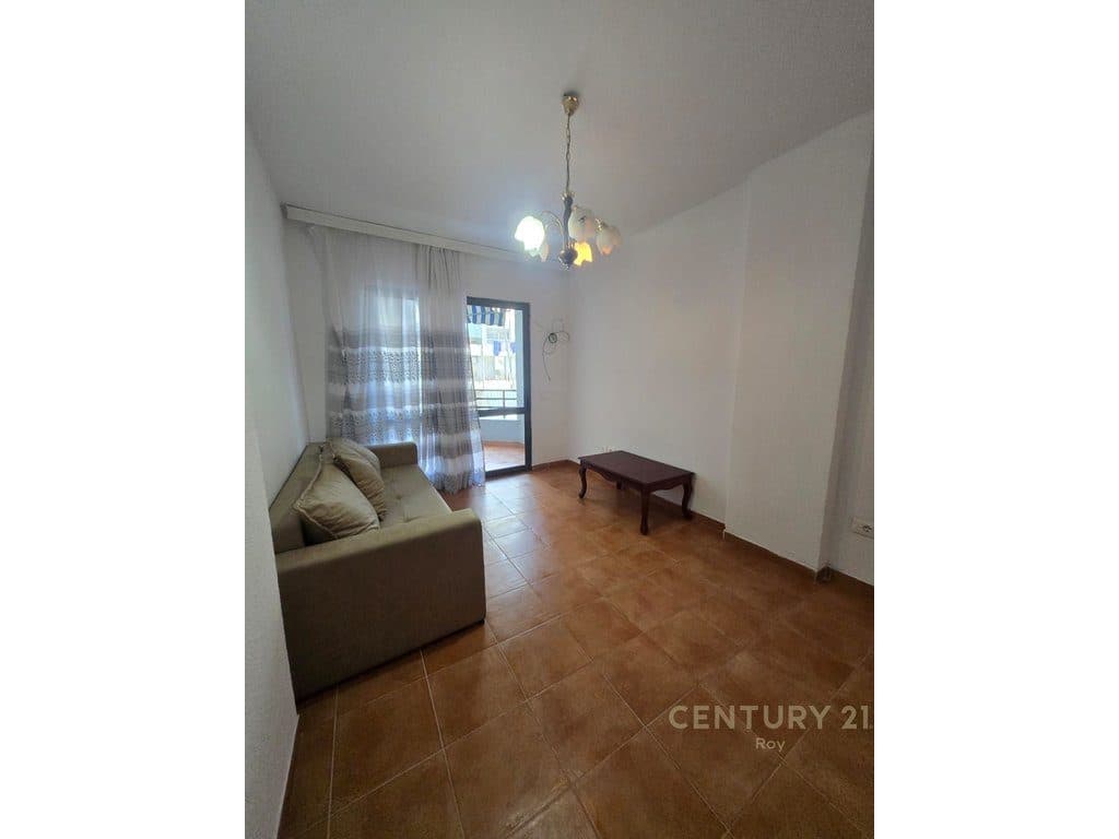 SHITET APARTAMENTN 1+1 NE GOLEM , PRANE MIAMI BEACH VETEM 200M LARG PLAZHIT !!! 3