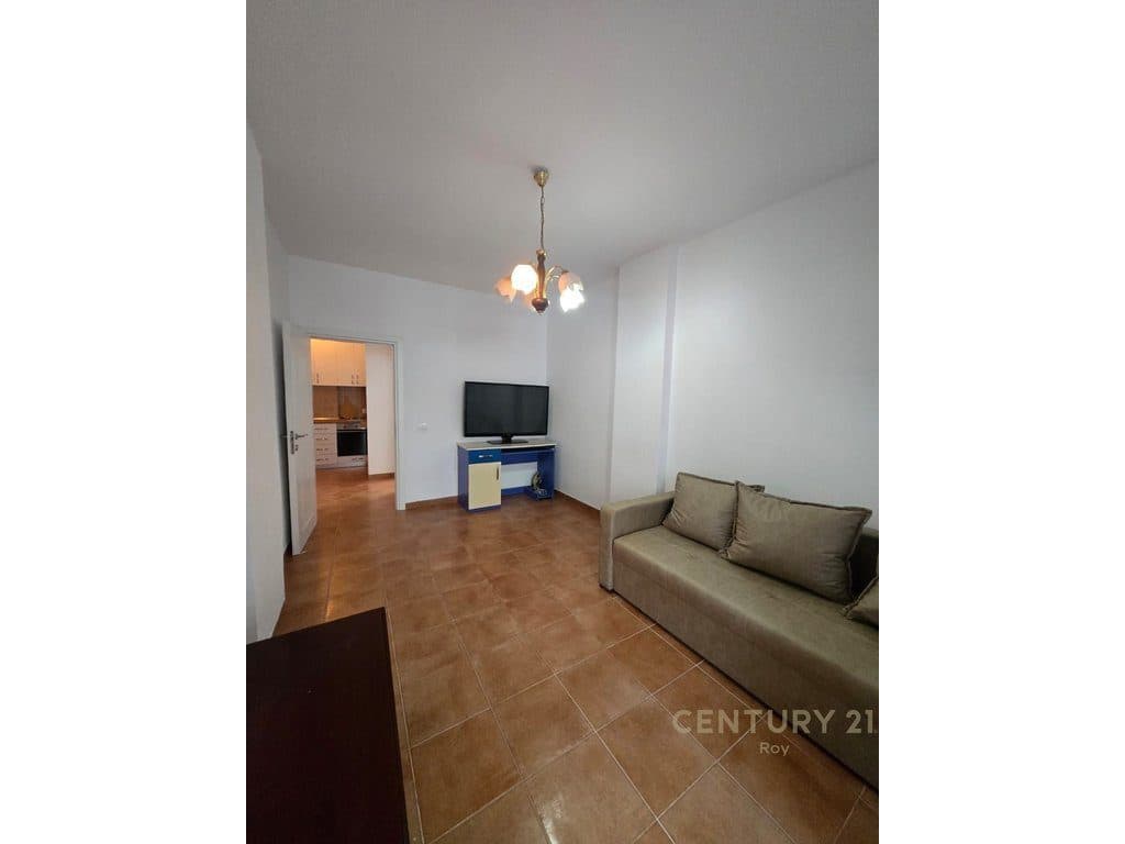 SHITET APARTAMENTN 1+1 NE GOLEM , PRANE MIAMI BEACH VETEM 200M LARG PLAZHIT !!!