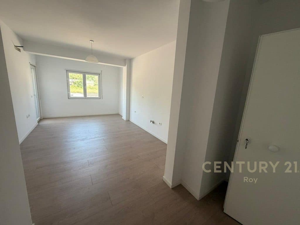 EXCLUSIVE ! SHITET APARTAMENT 1+1 TEK SHKEMBI I KAVAJES ! 3