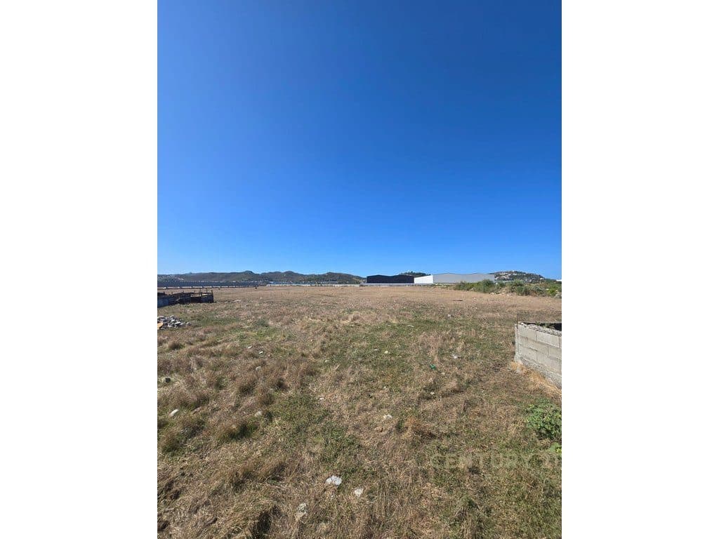 Tokë Industriale Per Shitje në Porto Romano, Durrës - 240000€ | 4000 m² 2