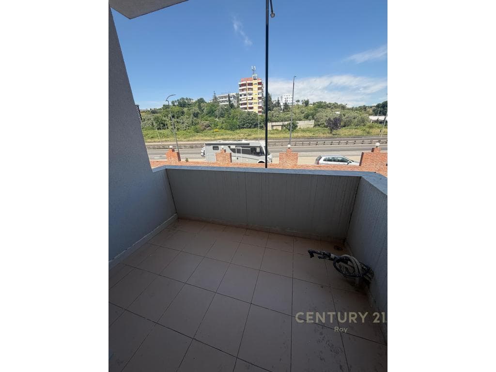 EXCLUSIVE ! SHITET APARTAMENT 1+1 TEK SHKEMBI I KAVAJES ! 2