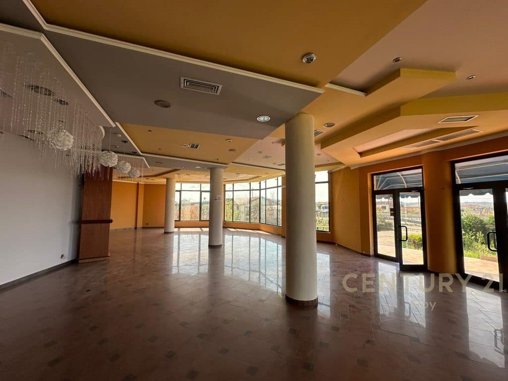 NJESI BIZNESI PER INVESTIM NE HYRJE TE KAVAJES BAR/RESTORANT/HOTELERI!!!