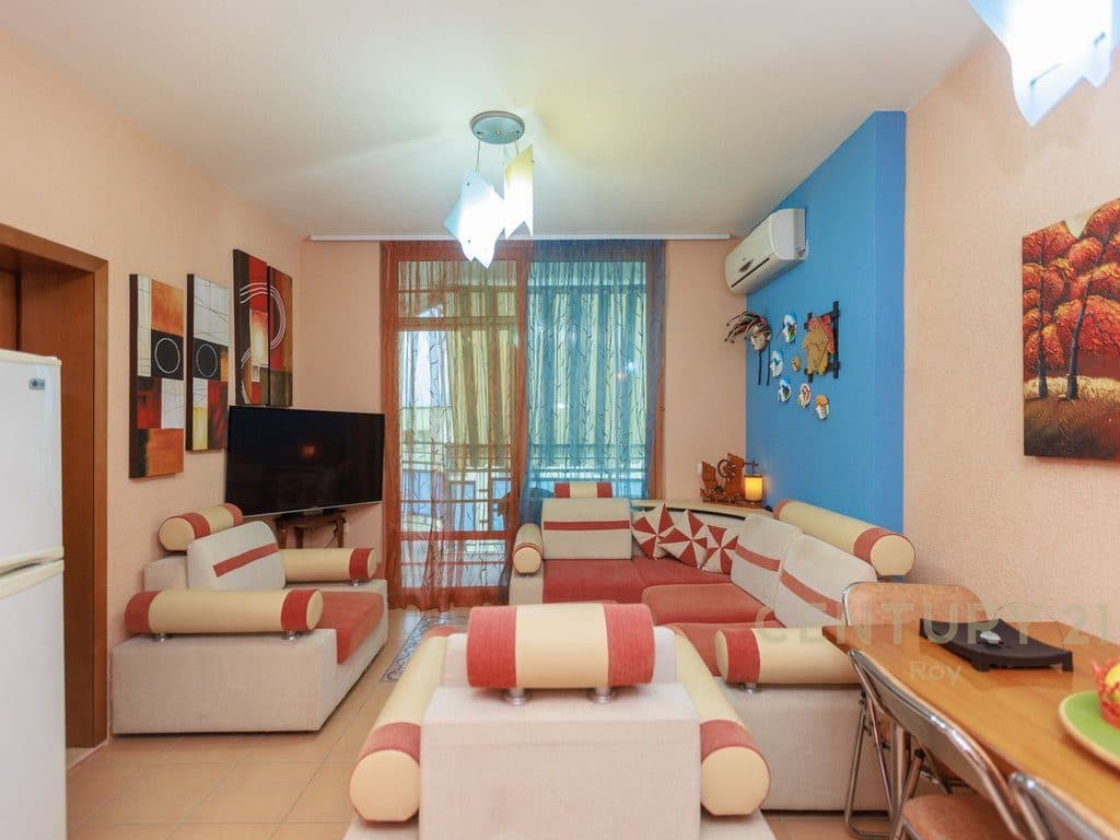 OFROJM PER SHITJE APARTAMENT 3+1+2 ME PAMJE DETI TEK RESIDENCA 'LIS', GOLEM !!! 2