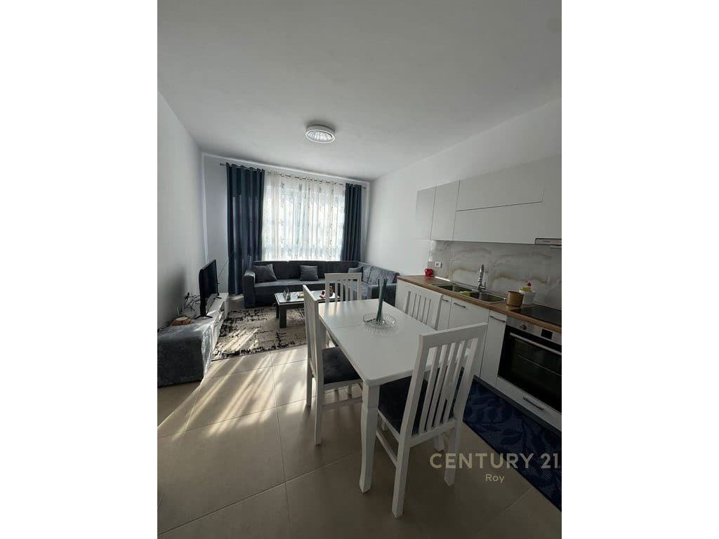 Jepet me qera apartament 1+1 ne Golem 2