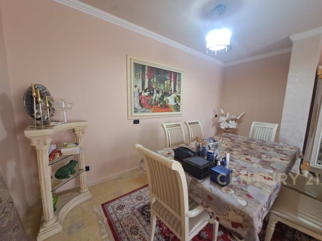 SHITET APARTAMENT 4+1+2 NE LAGJEN nr.6 AFER KOPSHTIT SOTIR NOKA.!! 4