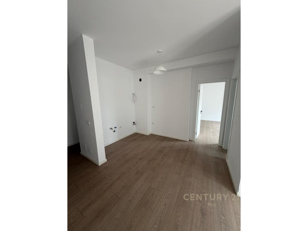 EXCLUSIVE ! SHITET APARTAMENT 1+1 TEK SHKEMBI I KAVAJES ! 4