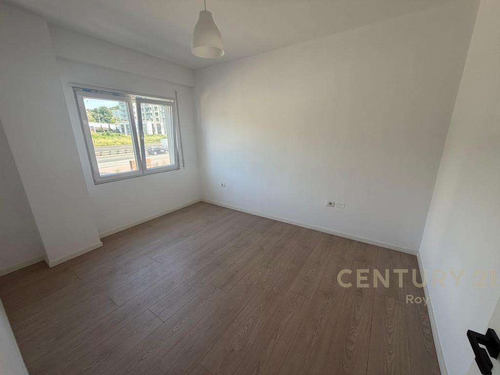 EXCLUSIVE ! SHITET APARTAMENT 1+1 TEK SHKEMBI I KAVAJES ! 4