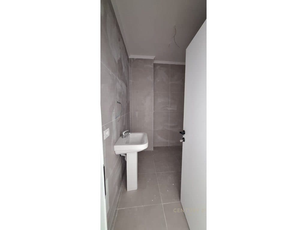 Garzoniere Në Shitje në Golem - 71,100€ | 47.4 m² 3