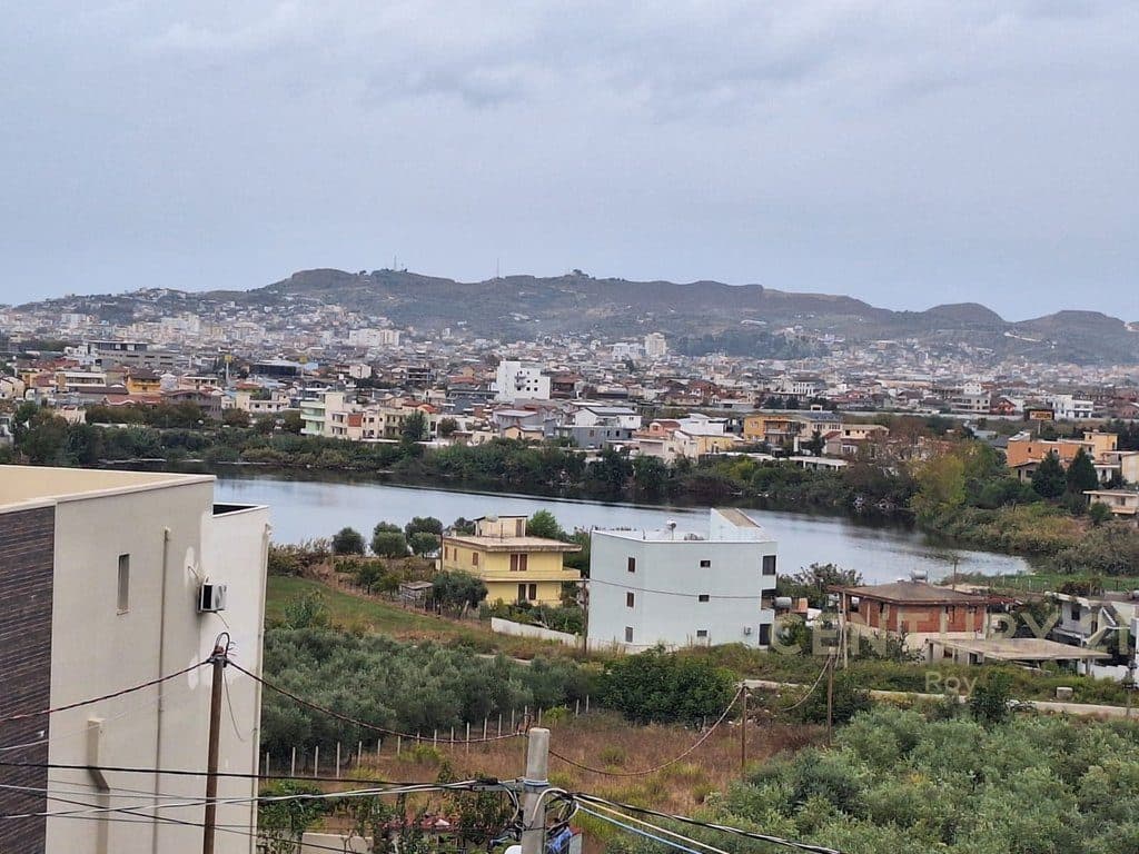 Ndërtesë 6+2 Për Shitje në Kodren e Rrazhbullit Durrës - | 576 m²