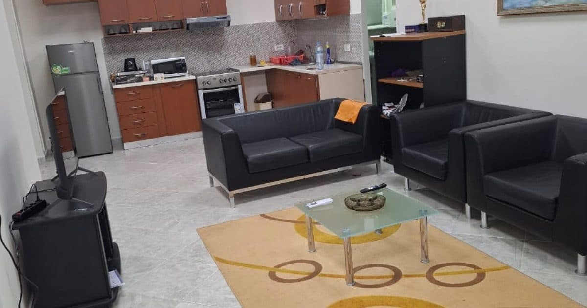 Apartament 2+1 me qira 21 Dhjetori , Myslym Shyri , Sheshi Skënderbej (Qendër) , Rruga e Kavajës, Tiranë
