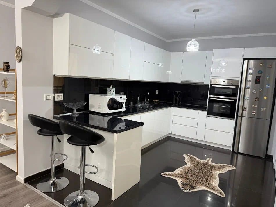 Apartament 3+1+2+Post Parkimi me qira Kopsht Zologjik, Tiranë 4
