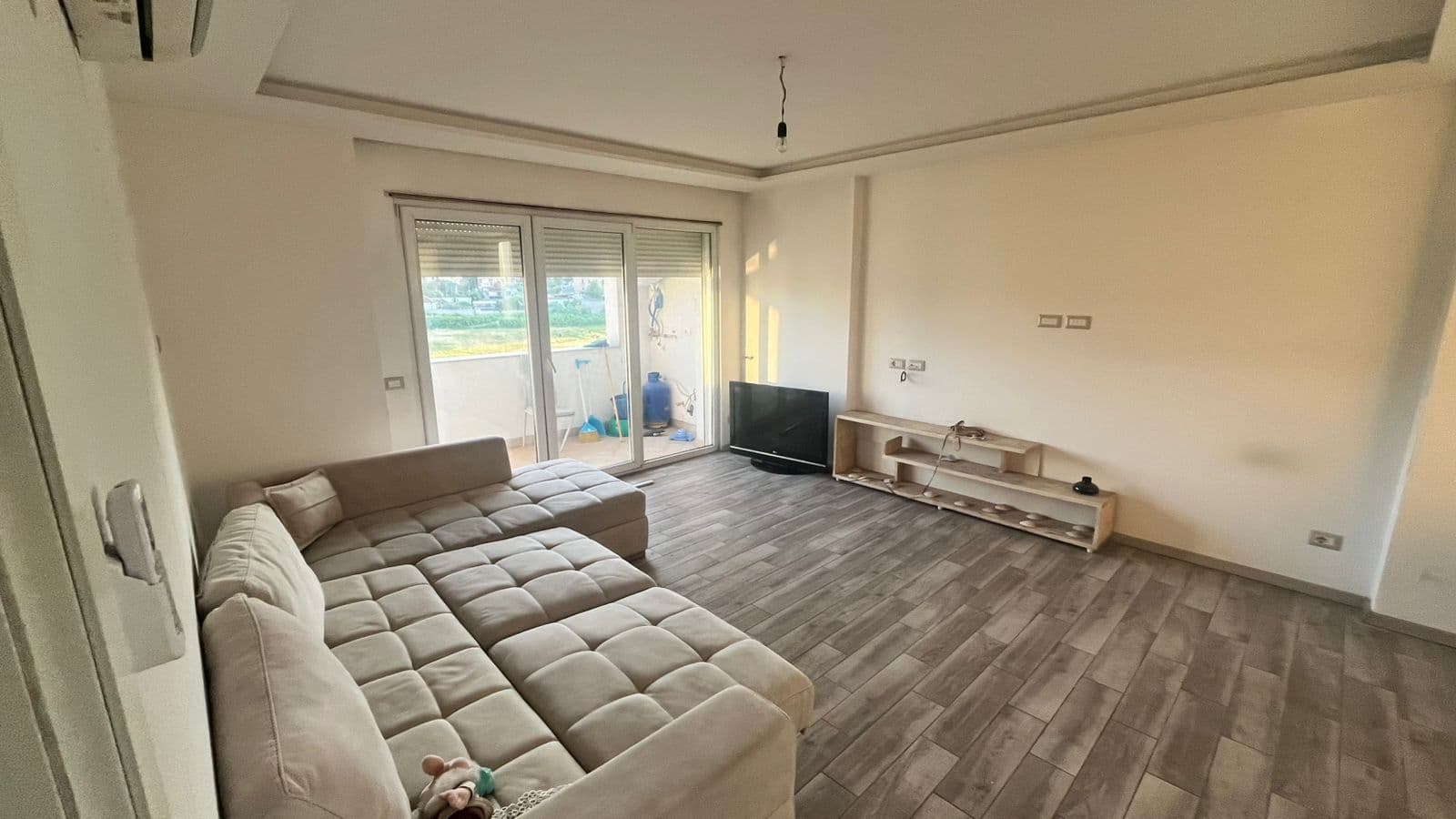 Apartament 2+1 me qira Astir, Tiranë 2