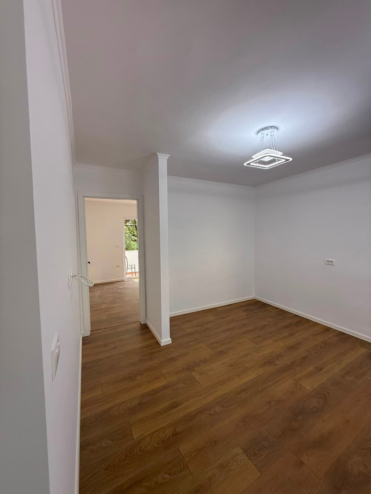Apartament 1+1 në shitje Xhamlliku, Tiranë 2