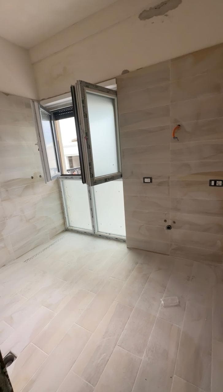 Apartament 1+1 në shitje TEG, Tiranë 3
