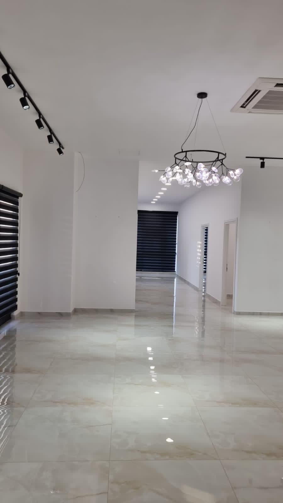Njesi Biznesi me qira Spitali Nene Tereza, Tiranë 4