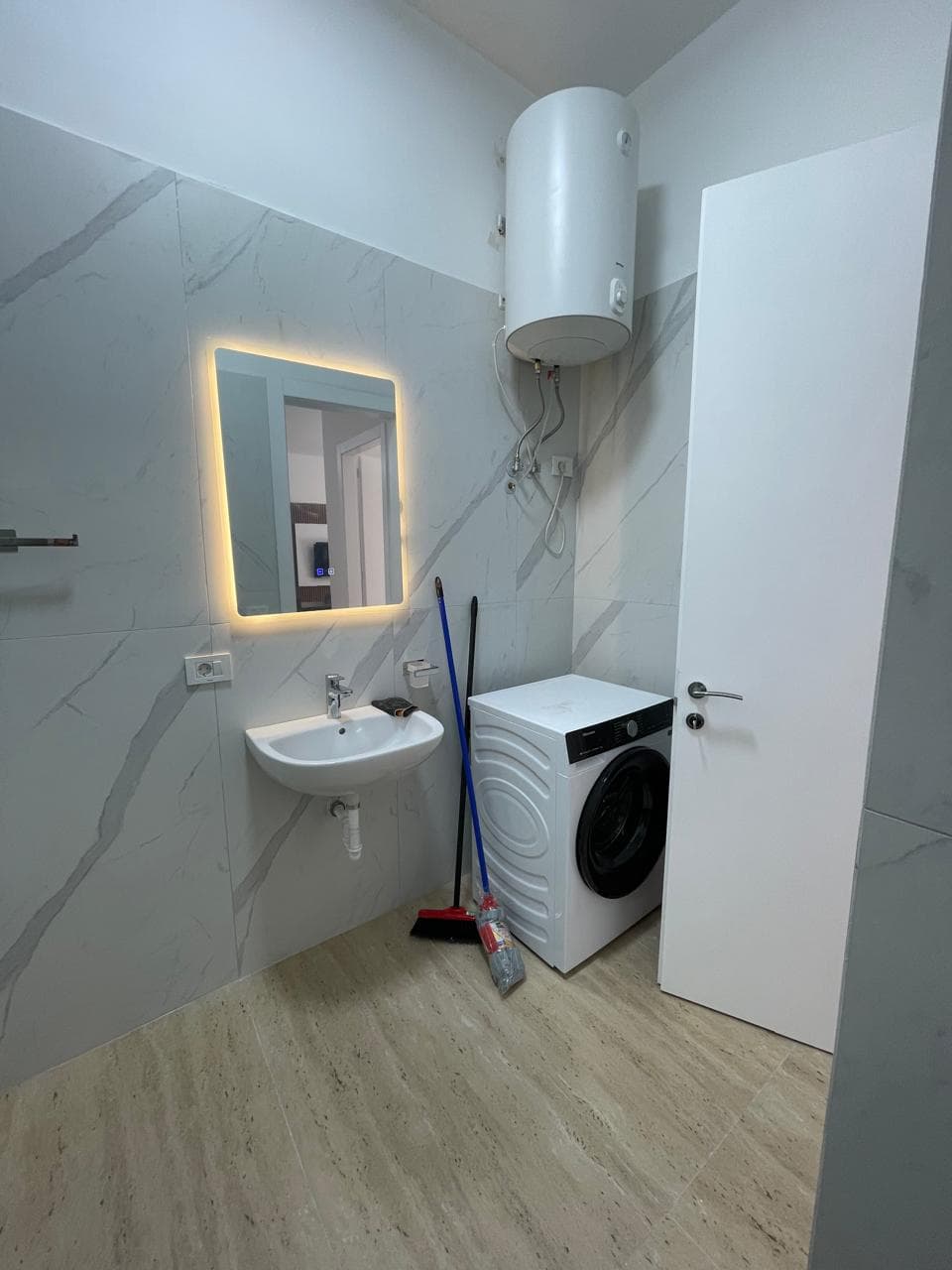 Apartament 2+1 me qira Delijorgji, Tiranë 3