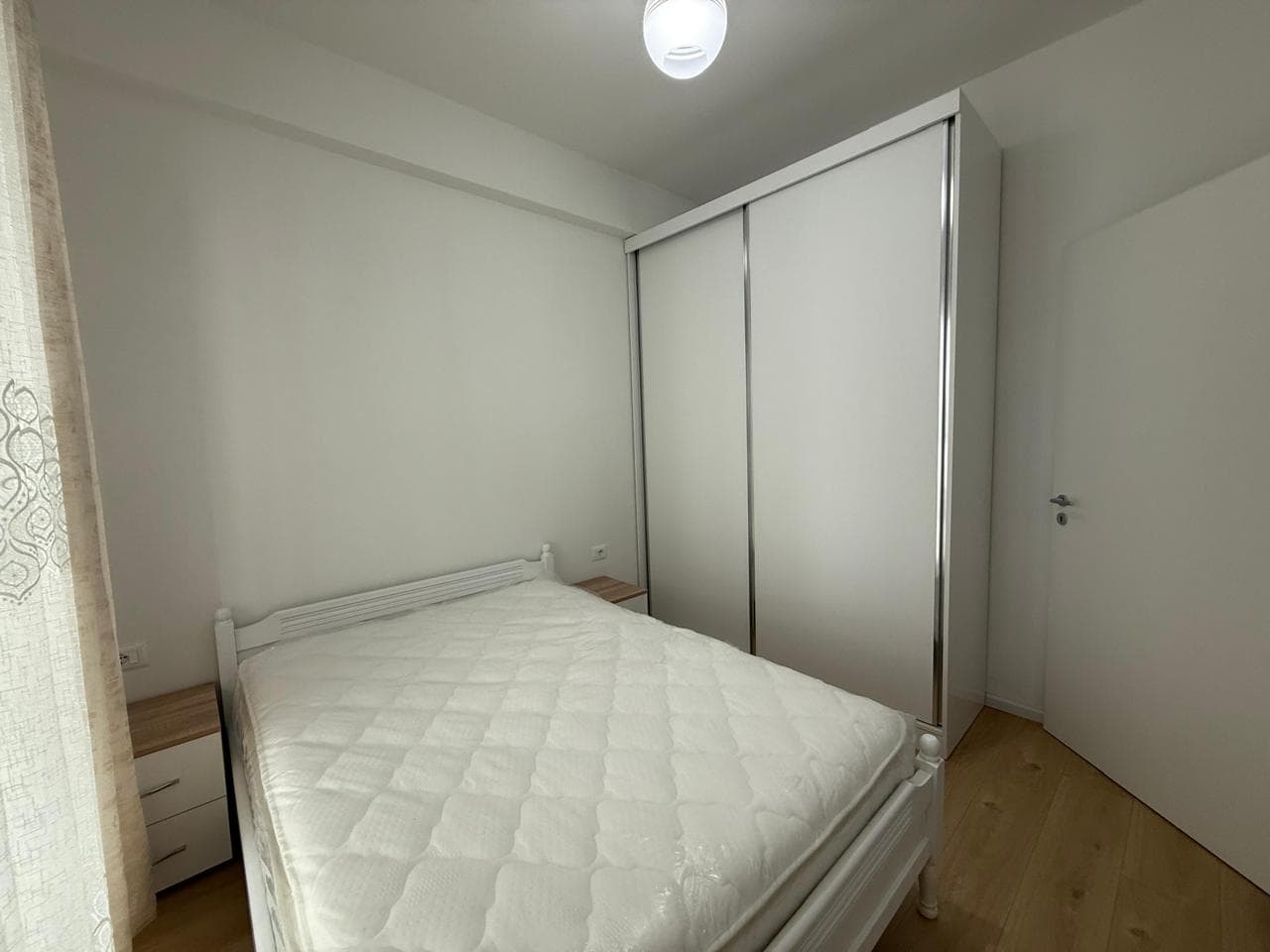 Apartament 1+1 me qira Ali Demi, Tiranë 4