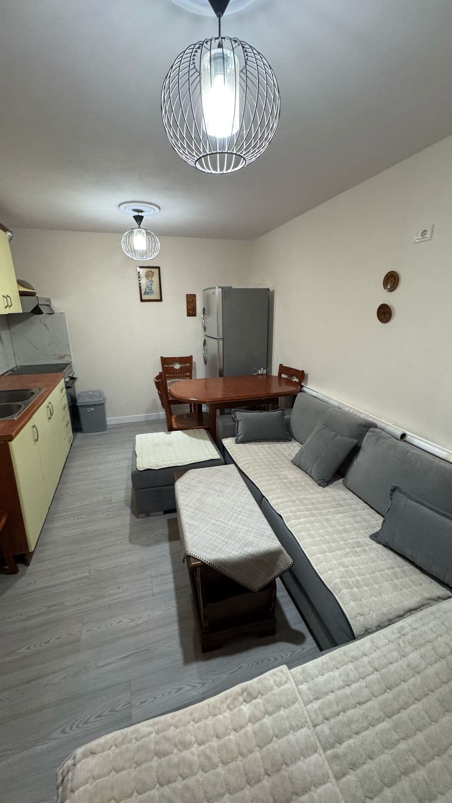 Apartament 1+1 me qira Spitali Nene Tereza, Tiranë 2
