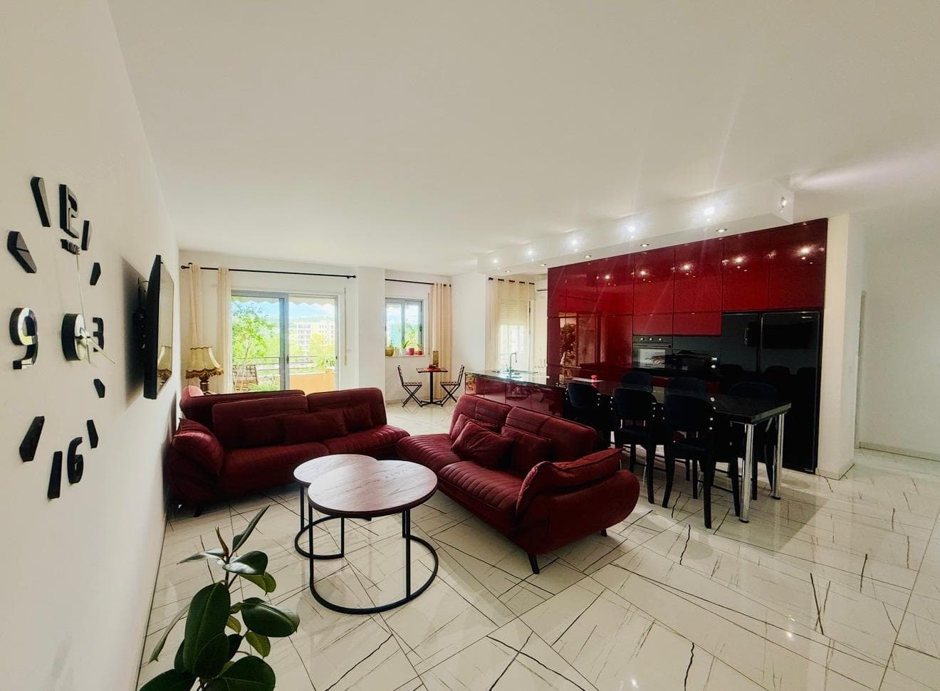 Apartament 2+1 me qira Liqeni i Thatë , Liqeni i Tiranës , Kopshti Botanik Zoologjik, Tiranë 3