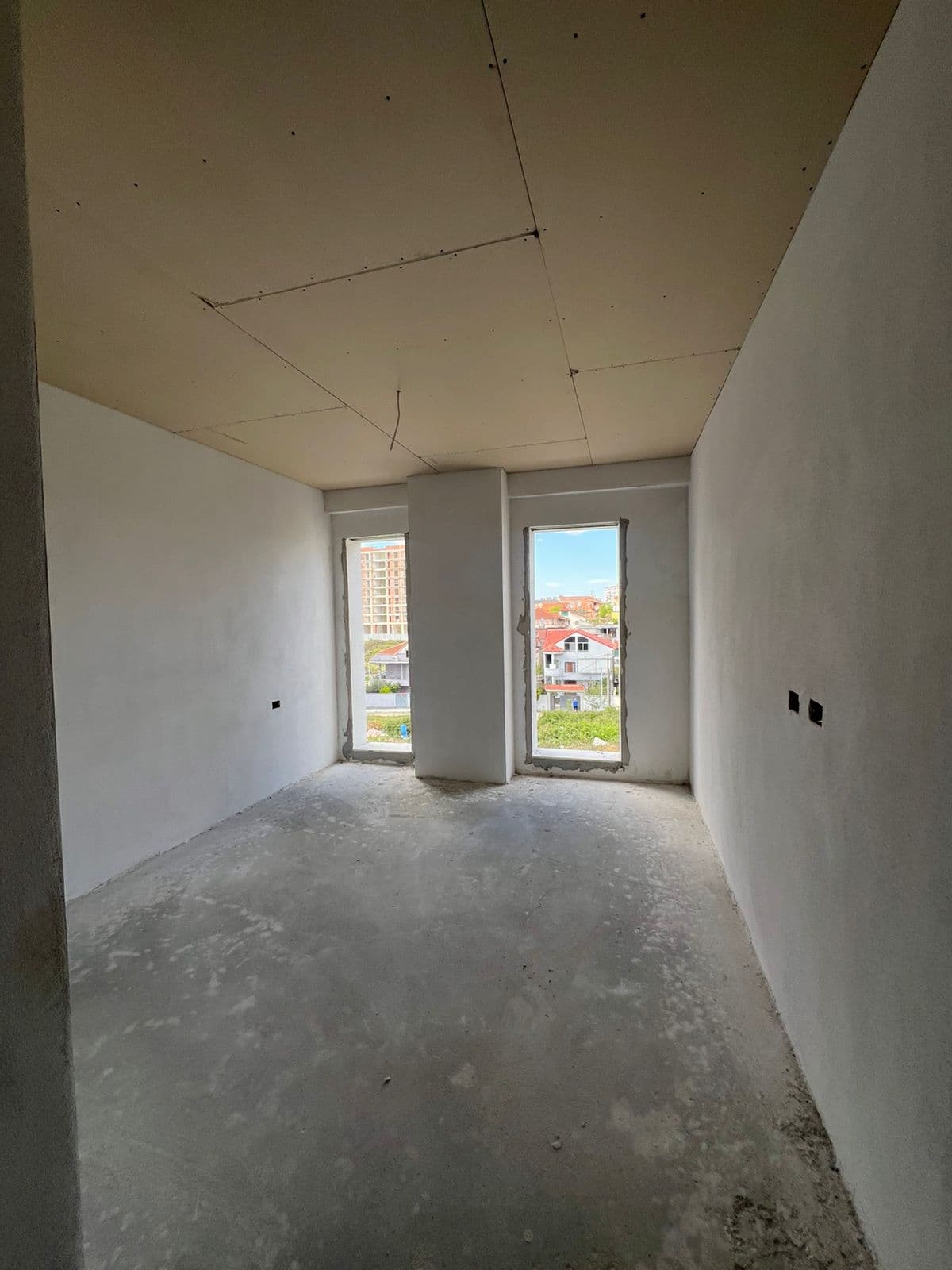 Apartament 2+1 në shitje Porcelan, Tiranë 4