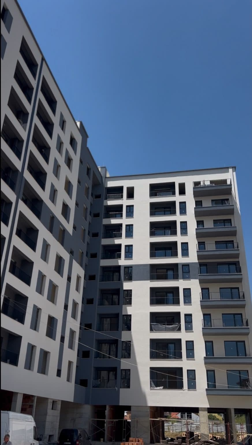 Apartament 1+1 në shitje Porcelan, Tiranë 3