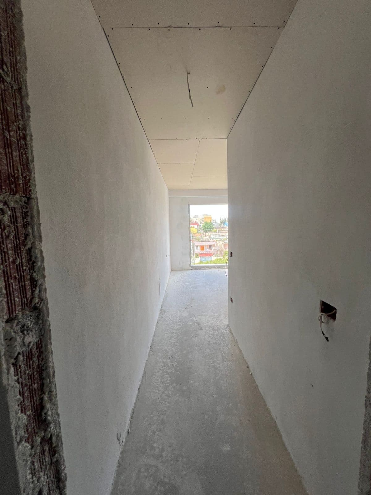 Apartament 2+1 me qira Kinostudio, Tiranë 3