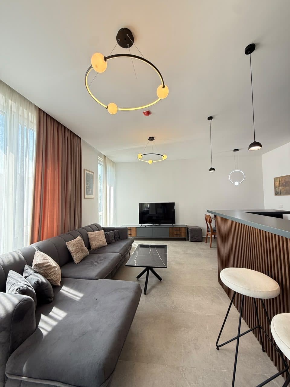 Apartament 2+1+Post Parkimi me qira Liqeni i Thatë , Liqeni i Tiranës, Tiranë 3