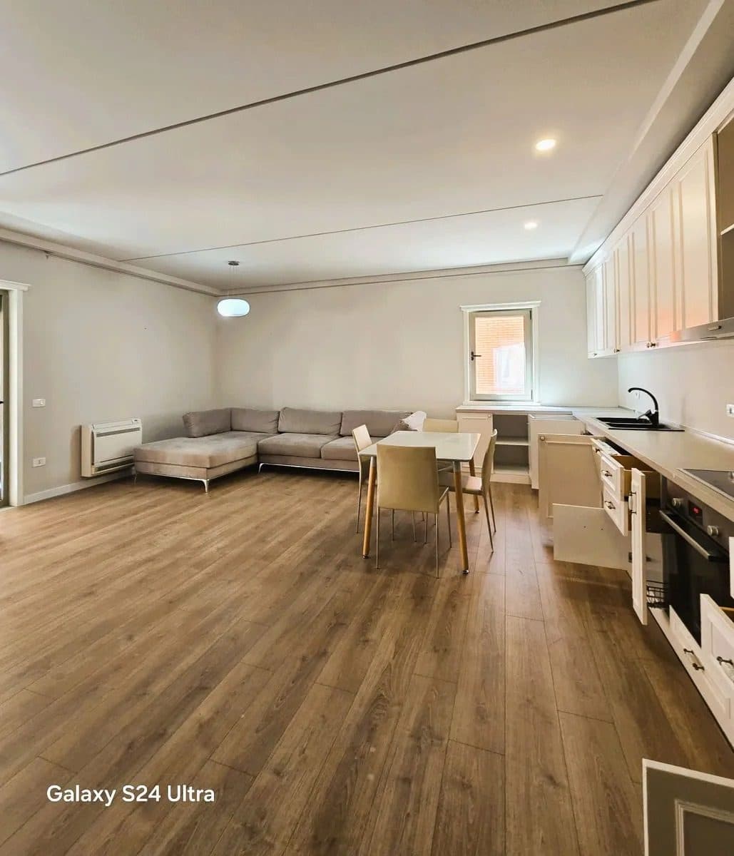 Apartament 2+1 me qira Delijorgji, Tiranë 3