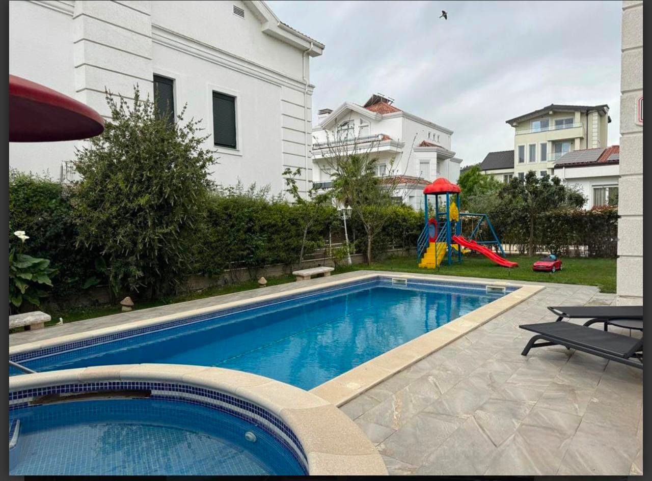 Vila me qira Mjull-Bathore, Tiranë 2