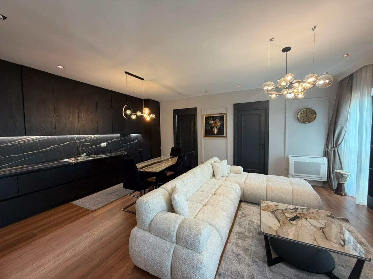 Apartament 3+1+2+Post Parkimi me qira 21 Dhjetori , Rruga e Kavajës , Zogu I Zi, Tiranë 3