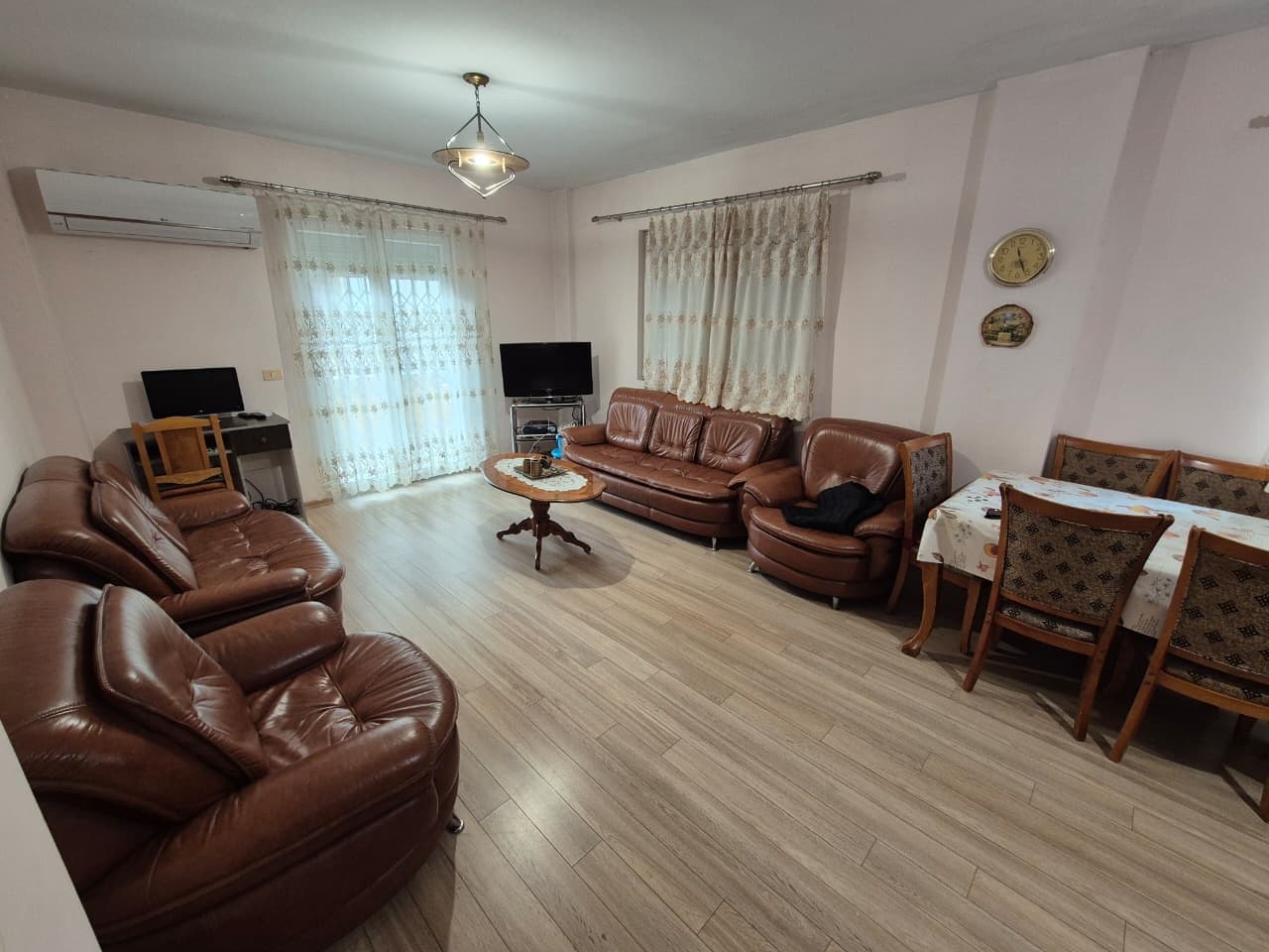 Apartament 2+1 me qira Komuna Parisit, Tiranë 2